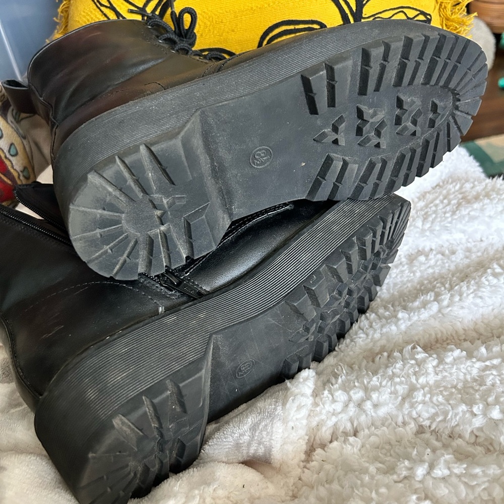Black Combat Boots - Picture 4 of 6